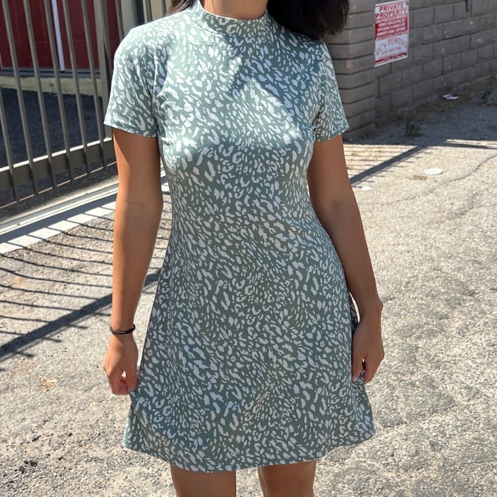 Green flowy summer dress